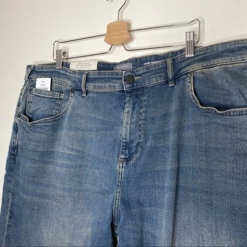 DL1961 Avery Modern‎ Straight Leg Jeans